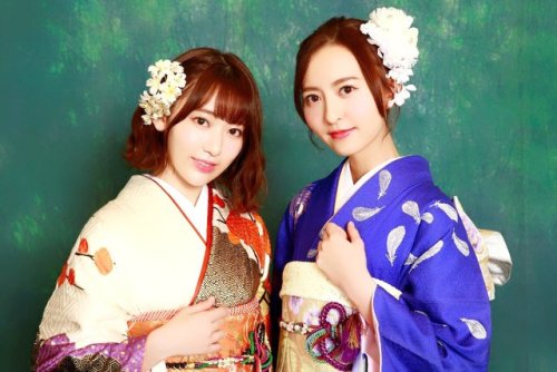 soimort:  宮脇咲良 - Google+ - 02 Mar 2018  こんばんは！ Good evening! 今日は、撮影をしていました！ もうすぐ兼任解除（詳細は分からないです）という事で、akbの生写真撮影をする事も無くなるのかぁと思うと…なんだか、実感が湧いてきました。
