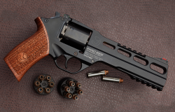 coffeeandspentbrass:  Chiappa Rhino 60DS