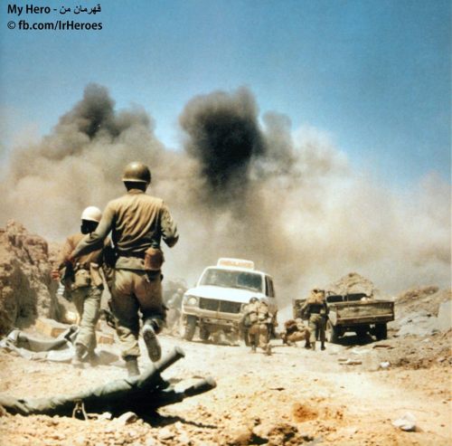 enrique262:Iran-Iraq war, Iranian line under attack. 