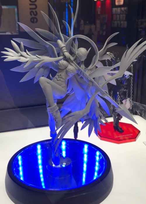 digi-egg:【#メガホビEXPO】G.E.M.「エンジェウーモン ホーリーアローver.」商品化発表＆原型初展示！台座は光る仕様★続報は当アカで♪megahobby.jp/products/ge