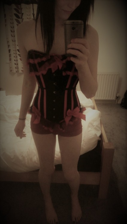 Remembered I had this beautiful corset! Still fits when fully-tightened ^.^ ♥