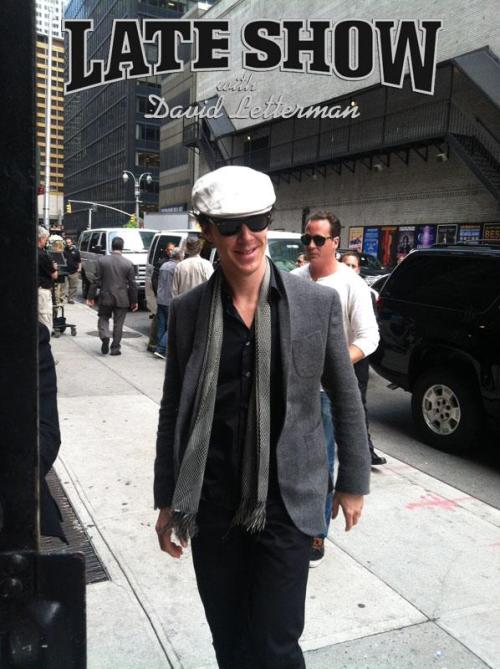 dives-and-divas:FacebookStar Trek Into Darkness star Benedict Cumberbatch arrives for his first appe