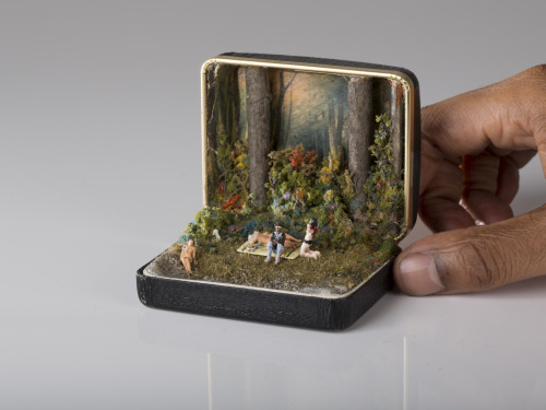 asylum-art:Talwst– Sculpture-Infinity  instagram | facebookCanadian native of Trinidad artist Tawlst found his specialty in the diorama. He painstakingly replicated tiny scenes inside old rings caskets. 