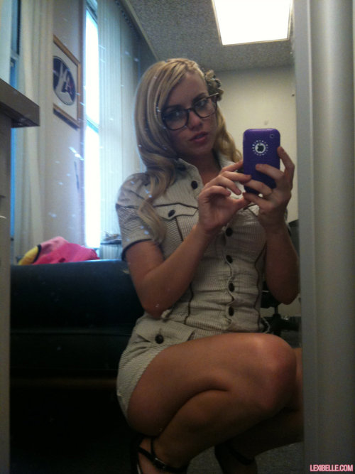 gorgeousdressed:  Lexi Belle
