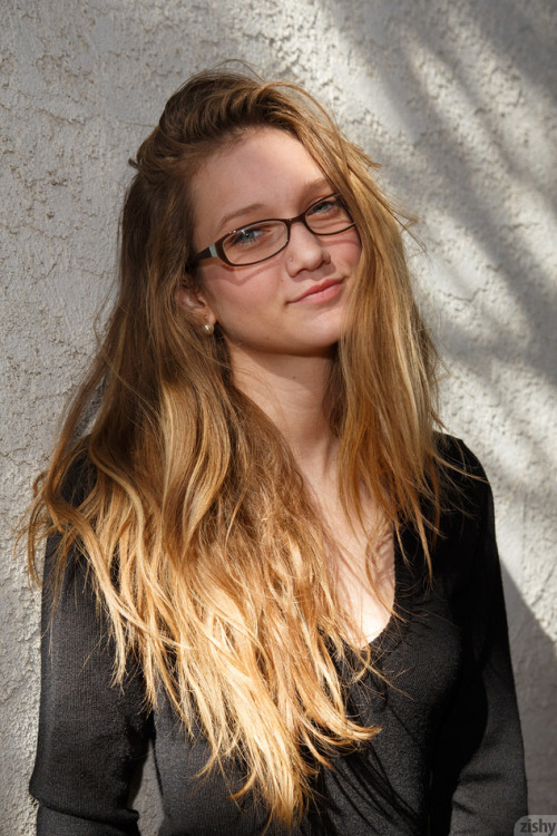 zishy:  Reese Berkman - www.zishy.com 