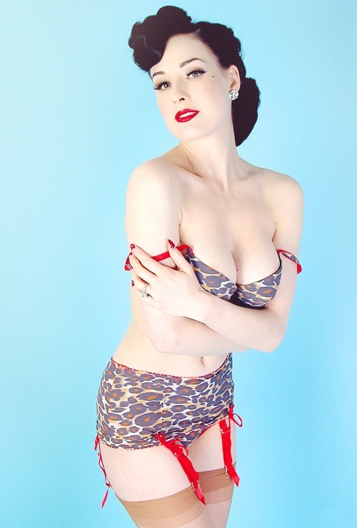 Porn photo theperfectladies:  Dita Von Teese 