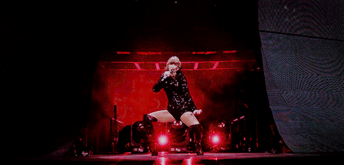 bisexualgorgeous: baby let the games begin