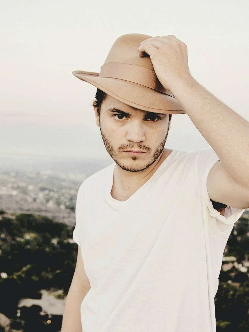 EMILE HIRSCH TUMBLR [CLOSED]