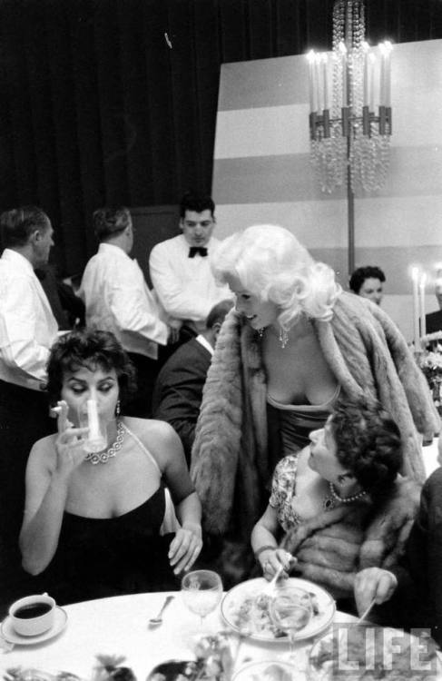 billyhopkinson: Jayne Mansfield meets Sophia Loren