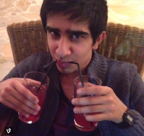 fangirling-saved-me:  HES SO FUCKING TINY FETUS VIK IS  AHHHHHH