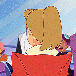 frillyhecks:adora + seeing catra finally be apart of the best friend squad