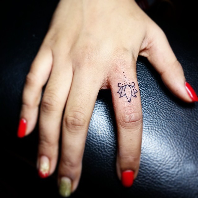 Tattoo uploaded by Ornella  Lotus little finger  Tattoodo