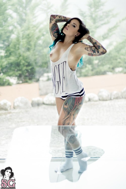 sglovexxx:  Eden Suicide