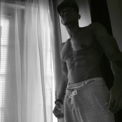 dominicanblackboy:  A 🔥 moment with sexy