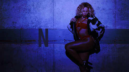 alesusknowles:  Yoncé all on his mouth like liquor… 
