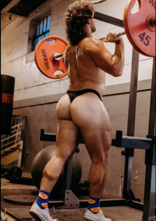 beefybutts:  fatjockass:  Stephen Lomas 