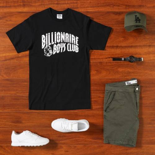 Rate this Fit 1 - 10! (10 being highest) New drops left right and center just before the weekend! - 