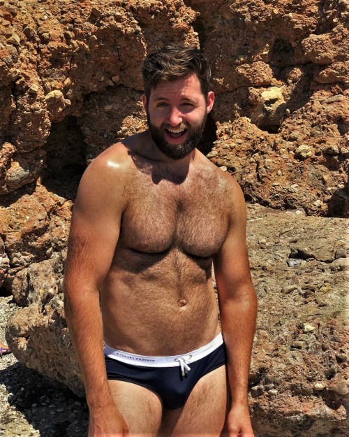 hirsute-honeys:  kazhairy0: Instagram : nebjamin   Fabulous  