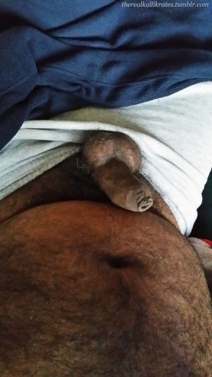 therealkallikrates:  Finally “upgraded” to a metal cockring. Which is surprisingly comfortable! This is me testing it out in the morning… The verdict: it feels awesome to play with myself. Not as good to play with others - my balls get too big and