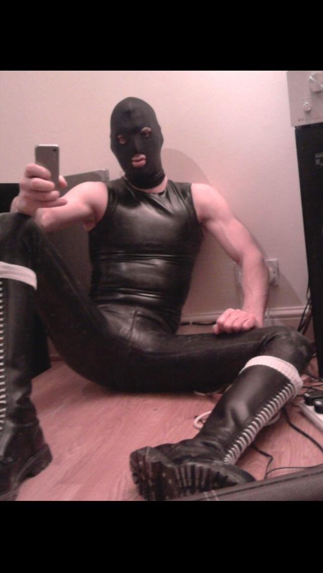 viciousskkin:  Wear leaTHHer // SSlam // SSeduce // perverT // HAIL SATAN