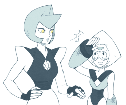 2goldtem:  Yellow-Diamond Imaginary picturessss ᕕ( ᐛ )ᕗᕕ( ᐛ )ᕗᕕ( ᐛ )ᕗI Repost because I modify YD eye lol