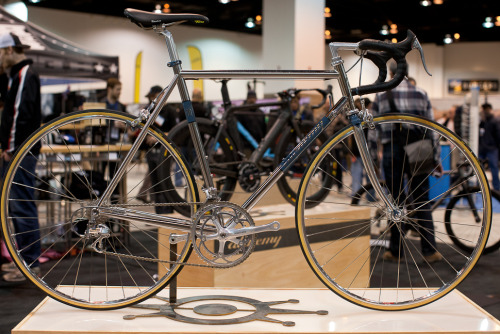 bikesandgirlsandmacsandstuff:  (via 2013 NAHBS: Alchemy Bicycle Co - PROLLY IS NOT PROBABLY)