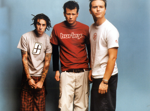 fuckblink182:  Blink 182 blog 