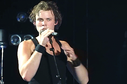 sexycliffconda:(x)
