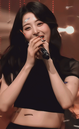 230505 Le Sserafim - No Return @ Music Bank // Yunjin (for @twiceland )