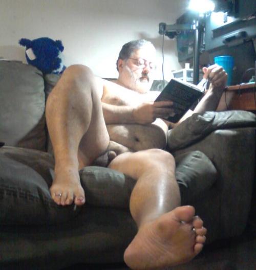 nakedinmonterey: Happy Clothesfree reading day!