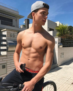 Male Beauty