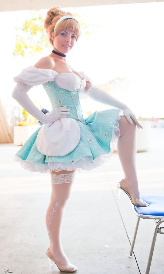 nlindseym:  itsddave:  tommigurl:  ooo pretty princess like i want to be!  This is