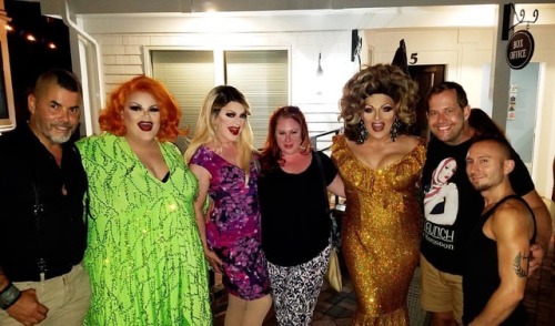 So great to see @dariennelake @pandoraboxx @mrskashadavis last night with @dianaconey @thepeacheschr