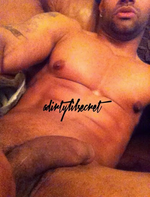 blackstripperworshippers:  HEAT FINALLY SHOWS “DA dICK”  Mmmm