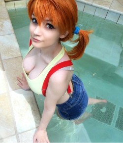 hottestcosplayer:  We feature the hottest