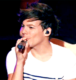 Louis In 2012 - Up All Night Tour
