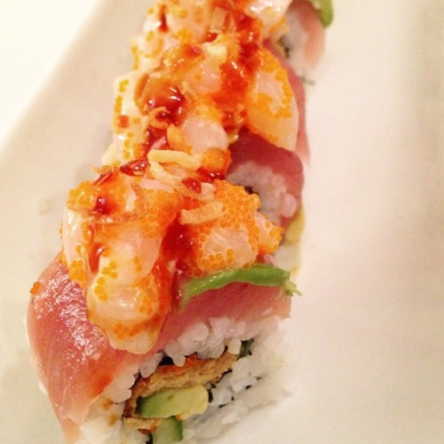 idreamofsushi: By @vinhsushi on Instagram.