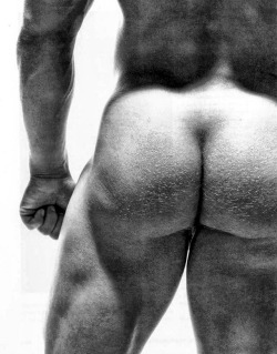 billyraysorensen:  Delicious man butt …