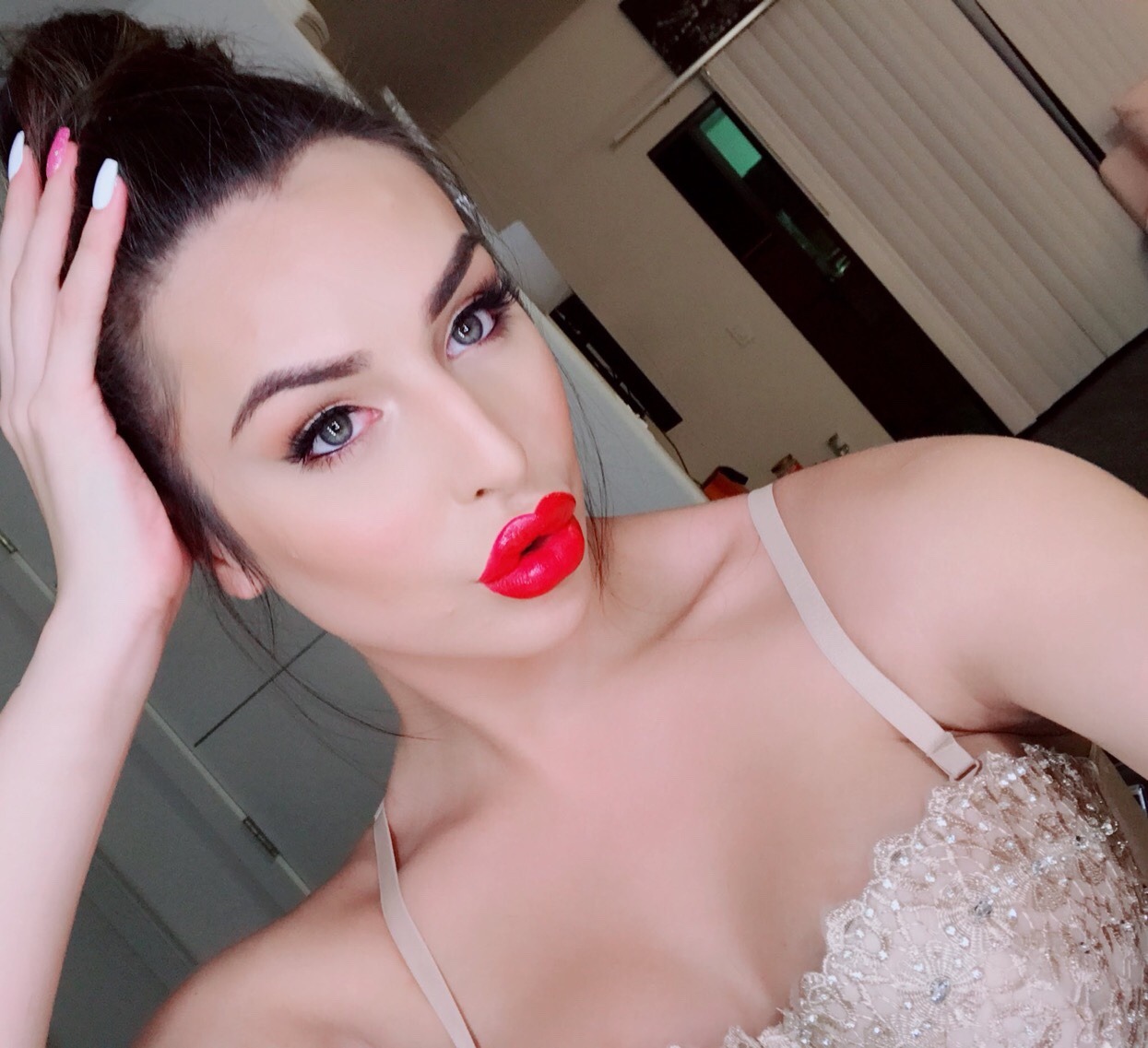 k310001:  pillarsofvotary:Chanel Santini Chanel Santini