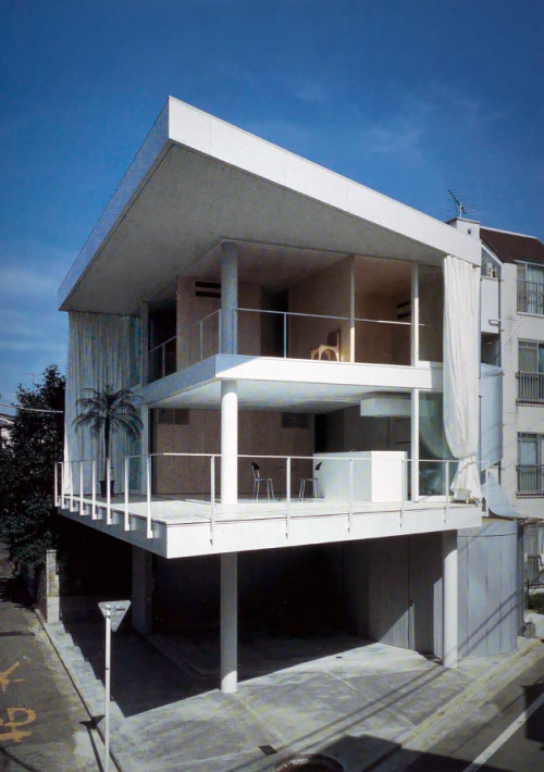 948. Shigeru Ban /// Curtain Wall House /// Itabashi City, Tokyo, Japan /// 1995OfHouses presents Ho