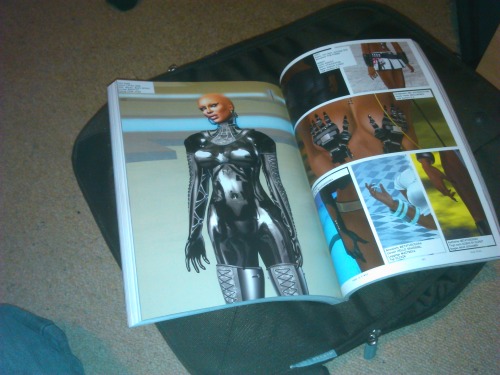 indikos:  parthenoid:  When my Second Life avatar got into a European fashion mag.  too fucking reallll 