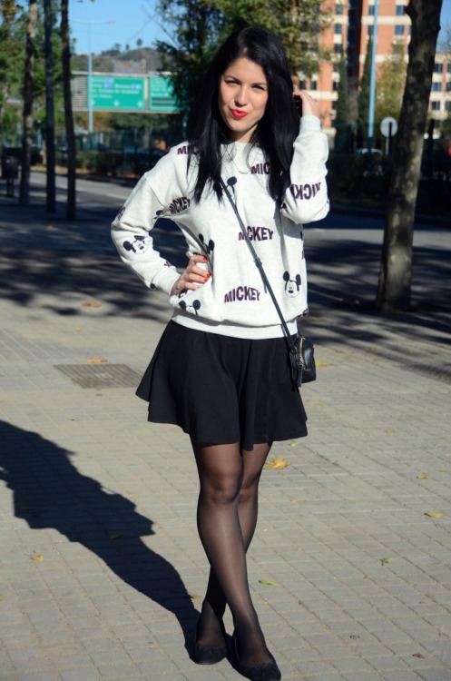 Sudadera: Berskha (New)/ Falda: Primark/ Bailarinas: Pull &amp; Bear/ Bolso: Mango Fashionmylegs