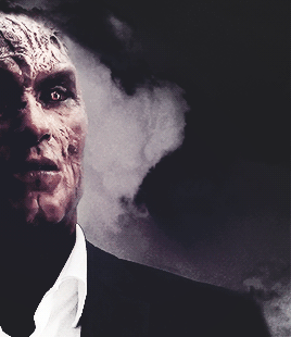 ohmorningstar:“Right now, I can’t show it to you, so I’m just gonna have to tell you.”