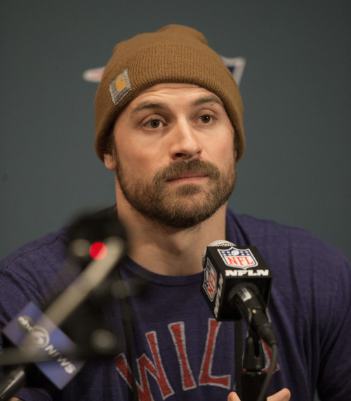 Chris Long 