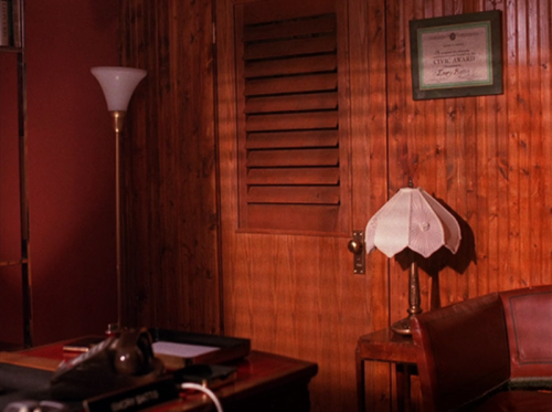 cinemawithoutpeople: Television without people: Twin Peaks (Episode Six) (1990, Caleb Desc