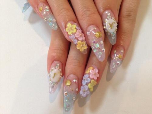 gyarushopstaff:  NEWネイル(*´ω`*) 