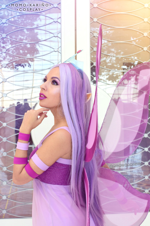 Fyora the Faerie Queen from Neopets! Cosplay made and modeled by me, and photo taken by Anya Braddoc