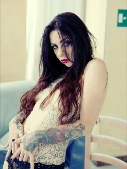 we-require-more-tatooed-girls:  More @ http://we-require-more-tatooed-girls.tumblr.com