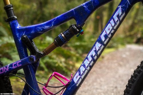 zunellbikes:Kaz Yamamura’s Santa Cruz Bronson