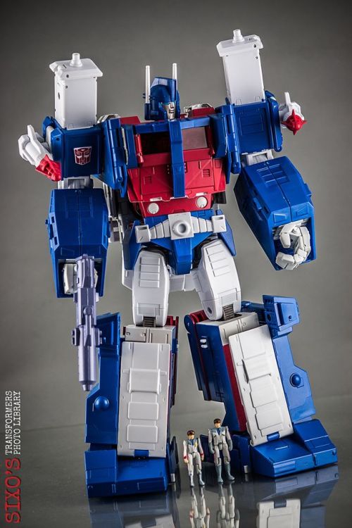 aeonmagnus:  Transformers Masterpiece Autobots.